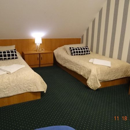 "Arkadia" Bed & Breakfast Остролека Екстериор снимка
