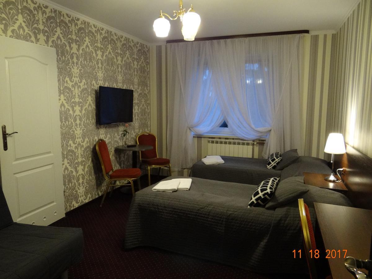 "Arkadia" Bed & Breakfast Остролека Екстериор снимка