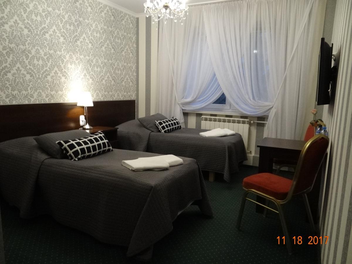 "Arkadia" Bed & Breakfast Остролека Екстериор снимка
